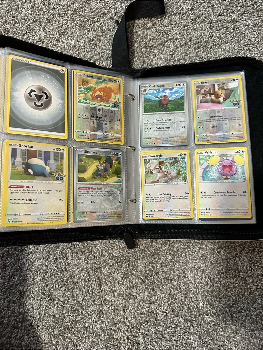 Pokémon Binder Filled with 400+ Cards!